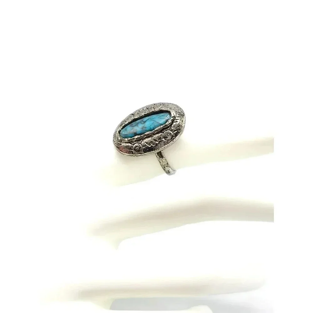 Faux Blue Turquoise Southwest Silver Tone Vintage 1970s Oval Ring Size 7.25